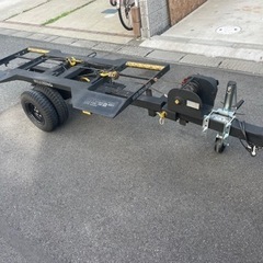 トレッカー　レッカー　トレーラーの画像