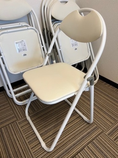 パイプ椅子(白) 中古　10脚セット