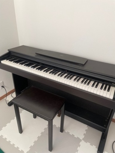 アップライトピアノ　YAMAHA