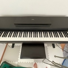 アップライトピアノ　YAMAHA
