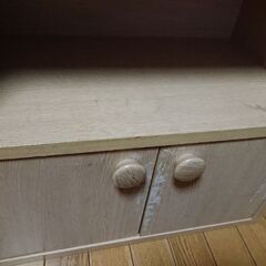 棚、本棚(月末迄)の画像