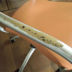 Calligaris カリガリス レザーチェア キャスター付　モダンデザインの画像