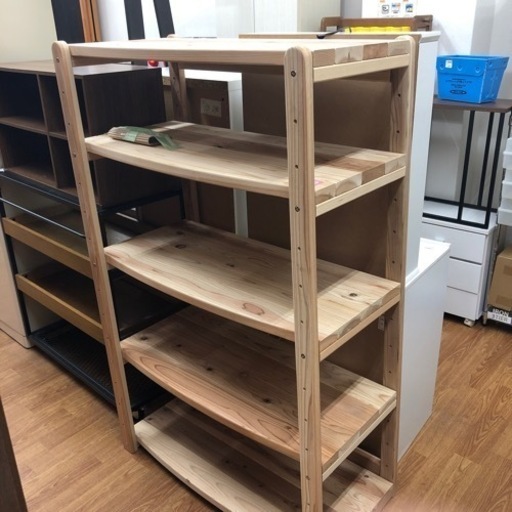 国産杉のアウトレット品！ナチュラルカラーのオープンラックお売りします！