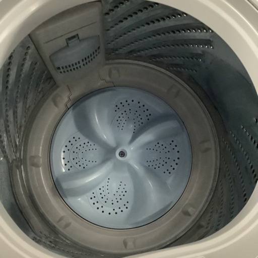 Hisense  ハイセンス　洗濯機　HW-G45E4KW   2016年製   4.5㎏　