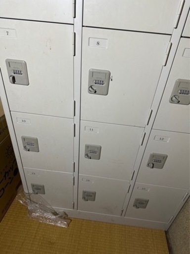 愛品倶楽部柏店】アルプススチール 2人用ロッカー 鍵付き 愛品倶楽部