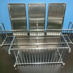 【未使用他】タカラスタンダード 水切りトレイ+スパイスラック 2個セットの画像