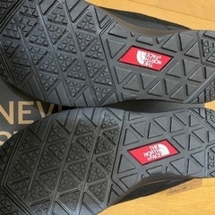 THE NORTH FACEノースフェイス ヌプシ トラクション ライト モック ユニセックス NSE Traction Lite Moc 撥水 防寒 ブランド：THE NORTH FACE カラー:ブラック サイズ:28センチ 未使用、タグ箱ありの画像