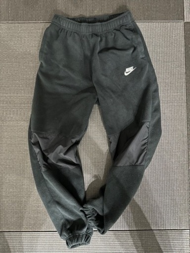 NIKE ビッグスウォッシュ スウェットパーカー　フリース