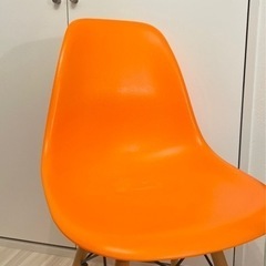 シェルチェア　オレンジの画像