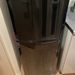 【差し上げます】三菱　冷蔵庫136L ブラック【取りに来て頂ける方】