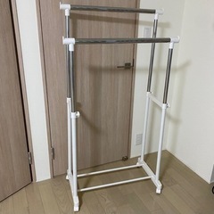 ハンガーラック　ホワイト