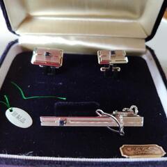 純銀のカフスボタンの画像