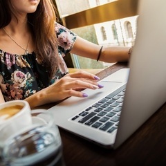 会社や肩書きを脱いでも食べていける人になりませんか？