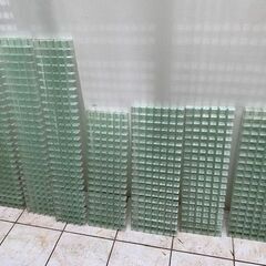 ★FRPグレーチング端材！★人気のクリア★商品棚や、天井、床、バルコニー等に！の画像