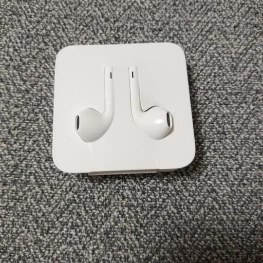 新品未使用　iPhone純正イヤフォン