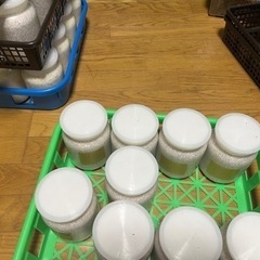 クワガタ用　菌糸ボトルコンテナの画像