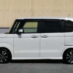 🔵4駆⭐️令和4年N-BOXカスタムﾀｰﾎﾞ4WD⭐️ナビ⭐️地デジ&Bカメラ&両側パワスラ☆衝突軽減ブレーキ⭐️の画像