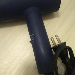 【SALONIA】ヘアドライヤーの画像