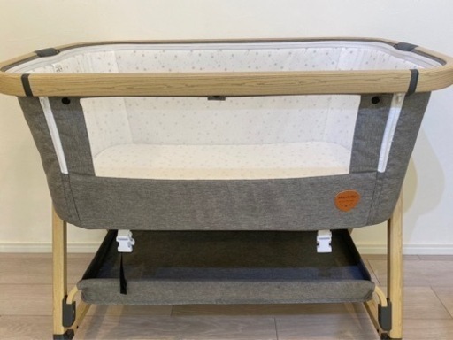 ベビーベッド　maydolly