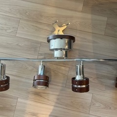 シーリングライト 4灯  北欧  照明　寝室 食卓 リビング ダイニング 角度調節可能 4灯シーリングライト 間接照明 LED電球対応の画像