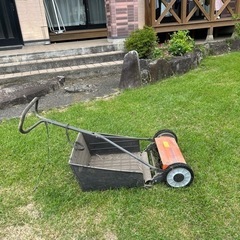 ハスクバーナの芝刈り機です！の画像