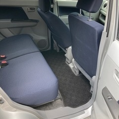 車検7年3月まで5速マニュアル車の画像