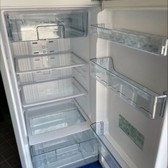 高年式美品日立Ｒ－２３ＪＡ（Ｓ）２３０Ｌ冷凍冷蔵庫 2020年製　家族向きの画像