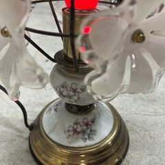ブーケ風 フラワーテーブルランプ  フラワーライト　レトロ家具　ヴィンテージ家具　インテリアライト　お洒落照明の画像