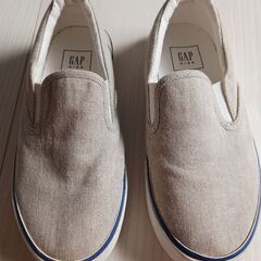 GAPスリッポン19センチの画像