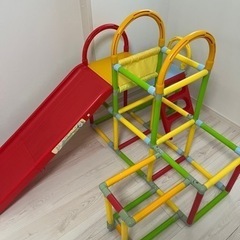 室内 ジャングルジムの画像