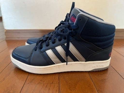 取り引き完了　adidasスニーカー　26.5㌢