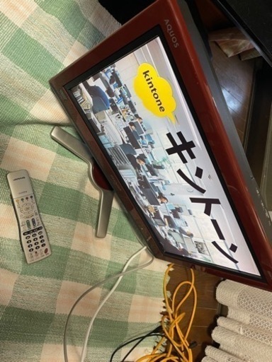 液晶テレビ　シャープ　AQUOS