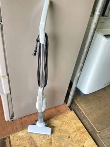 配送可能　アイリスオーヤマ 掃除機 コード式 ハンディ サイクロン スティッククリーナー 軽量 2WAY 自立 ちょい置き すきまノズル PIC-S2-S