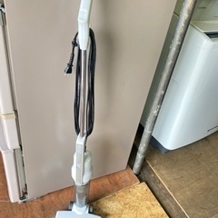 配送可能　アイリスオーヤマ 掃除機 コード式 ハンディ サイクロ...