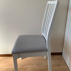 IKEAダイニングチェアの画像