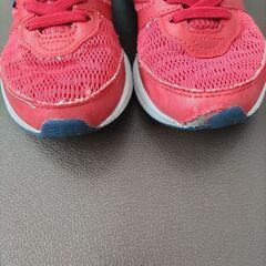 瞬足　18.0EEE　赤＆ゴールドの画像