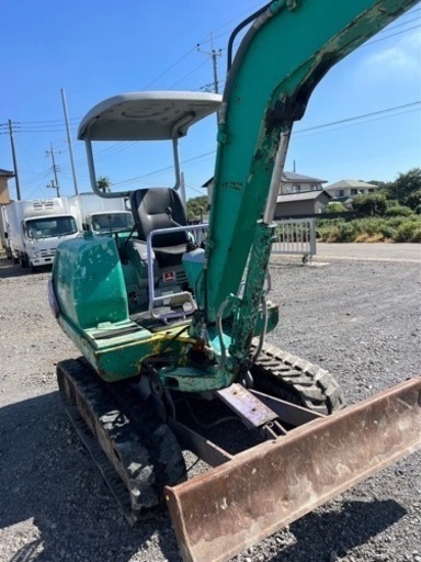 コマツ　PC20-7E