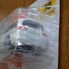 トミカ ランドクルーザー 未開封品の画像