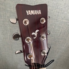 YAMAHA FS820 RED アコースティックギターの画像