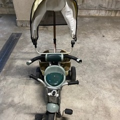 三輪車　カーキ　カンガルー