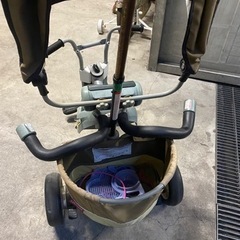 三輪車　カーキ　カンガルーの画像