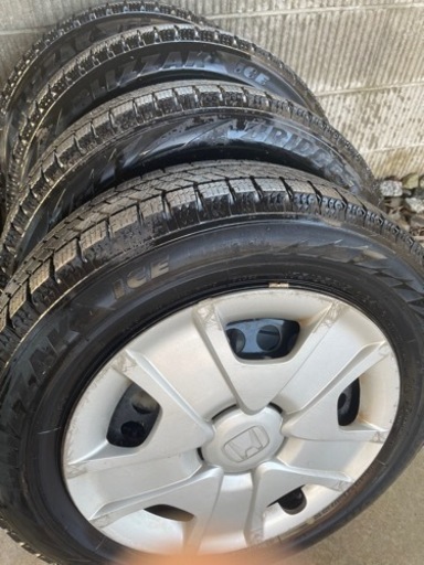 175／65R15 スタッドレスタイヤ