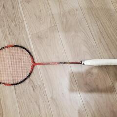 バドミントンラケット　YONEX　ARMORTEC700