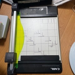 裁断機　CARL DC-210Nの画像