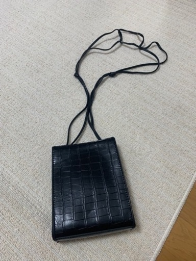 ワニ柄　バッグ
