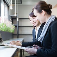 ＼10月1日入社／英語が活かせる羽田空港インフォメーション（GC2125）20～40代男女活躍中！の画像