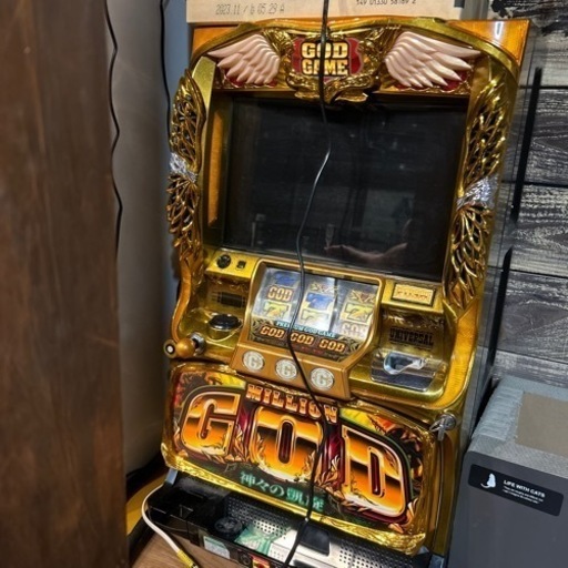 ミリオンゴッド　神々の凱旋美品！早い物勝ち