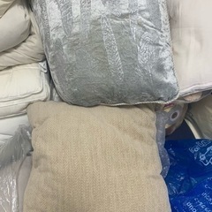 まくら、敷布団、座布団0円です