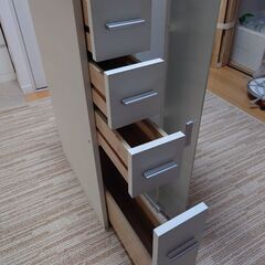 隙間家具の画像