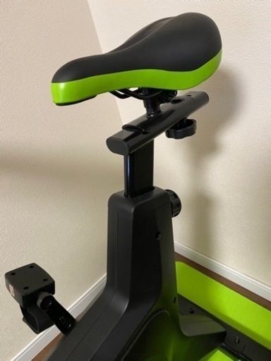 健康器具 エアロバイク ヤマトスポーツ 幅43×奥行91×高さ127cm クロスバイク 折りたたみ ホワイト 苫小牧西店 健康器具 エアロバイク ヤマトスポーツ 幅43×奥行91×高さ127cm クロス